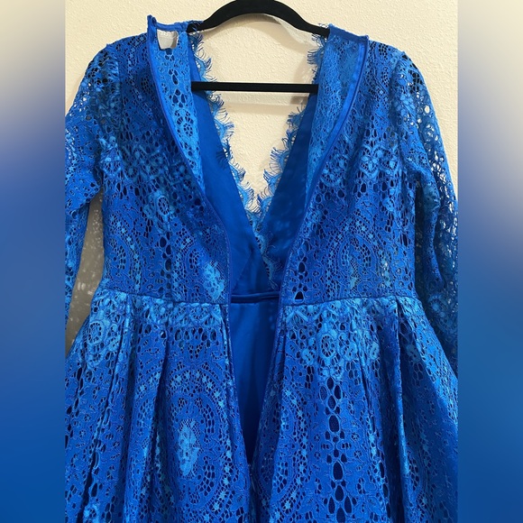 ASOS. Long Sleeve Lace Mini Dress. Size: 6. - Picture 7 of 10